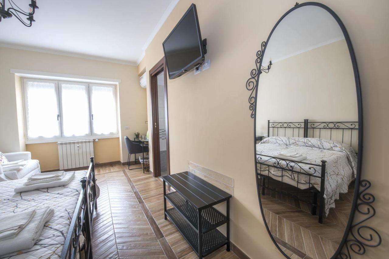Bed & Breakfast Vacanze Romane Exterior photo