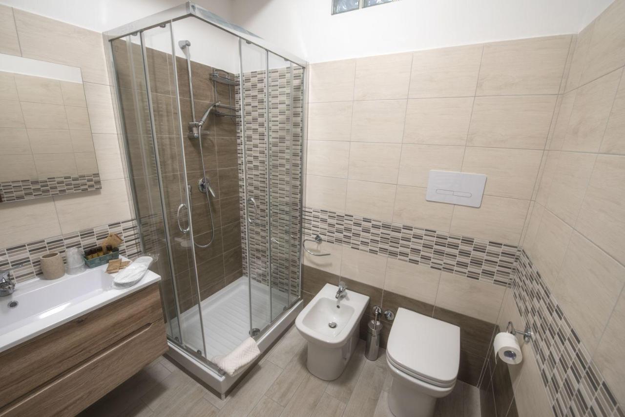 Bed & Breakfast Vacanze Romane Exterior photo