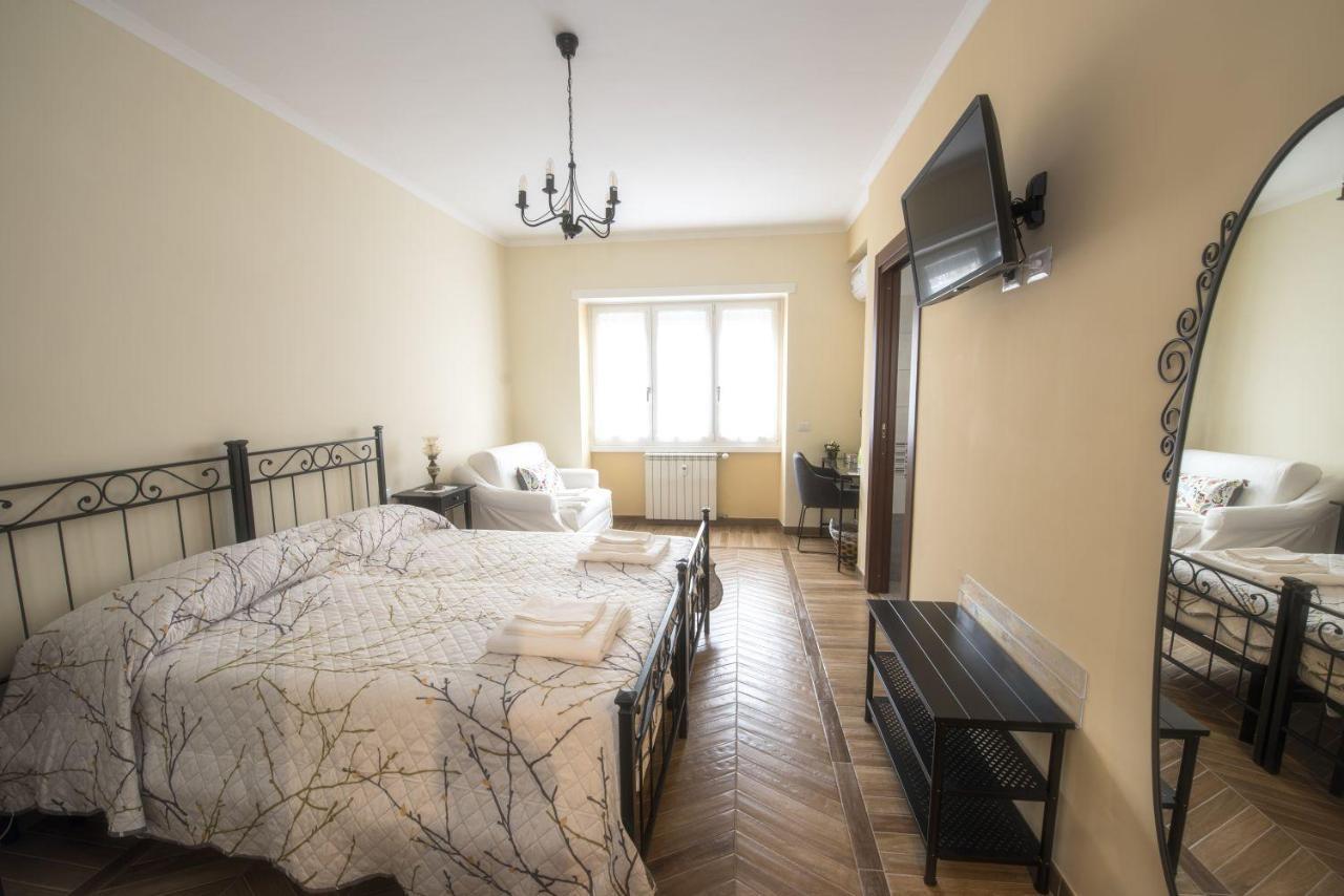 Bed & Breakfast Vacanze Romane Exterior photo