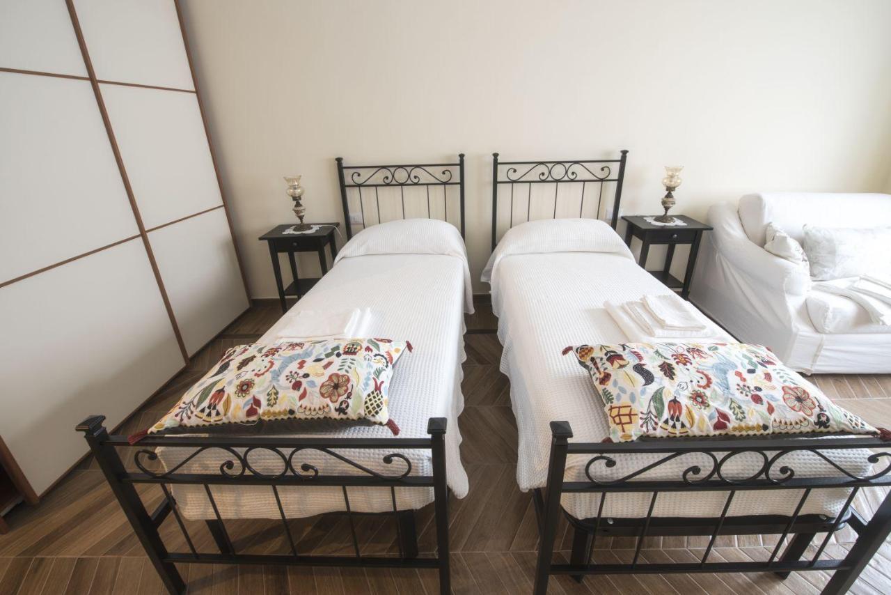 Bed & Breakfast Vacanze Romane Exterior photo