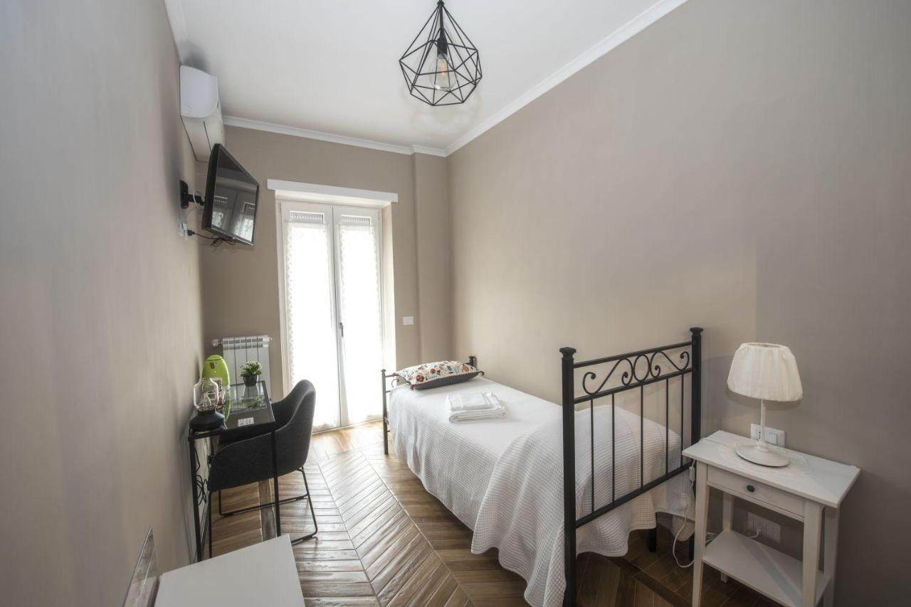 Bed & Breakfast Vacanze Romane Exterior photo
